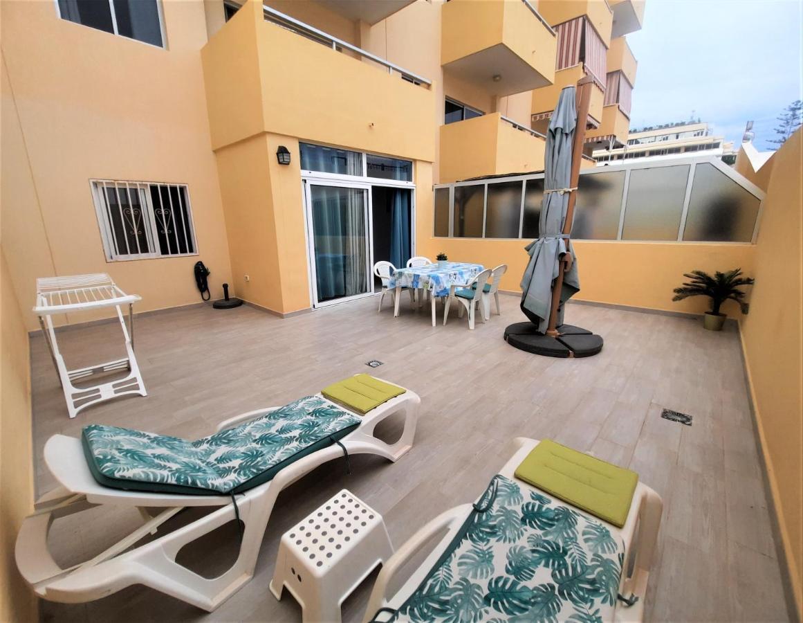 Ziocarlo/Tenerife/Los Cristianos Los Cristianos  Bagian luar foto