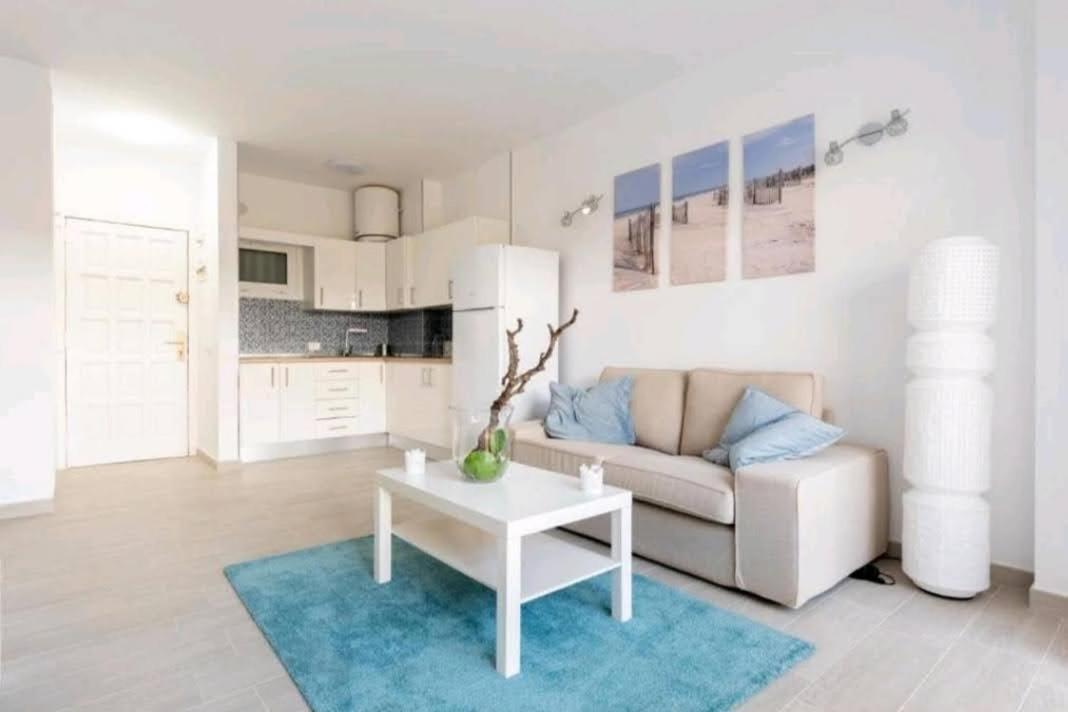 Ziocarlo/Tenerife/Los Cristianos Los Cristianos  Bagian luar foto